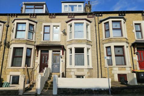 5 bedroom terraced house for sale