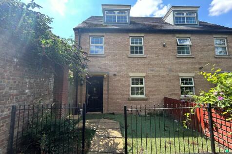 Baseball Drive, Derby, DE23 3 bed terraced house for sale
