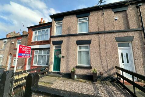 3 bedroom terraced house for sale