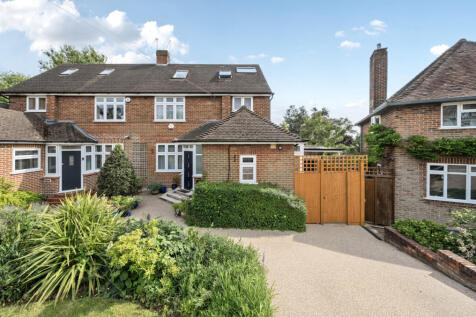 4 bedroom semi-detached house for sale