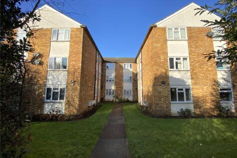 Edgeworth Road, Cockfosters, Barnet, EN4 2 bed apartment for sale