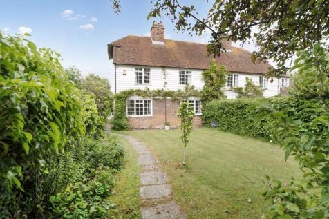 4 bedroom semi-detached house for sale