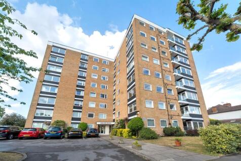 Grove Road, Surbiton 2 bed apartment for sale