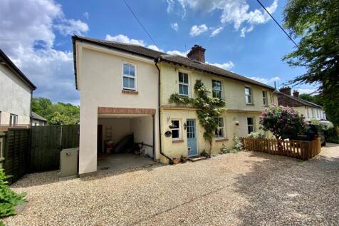 Covers Lane, Hammer, Haslemere 4 bed semi