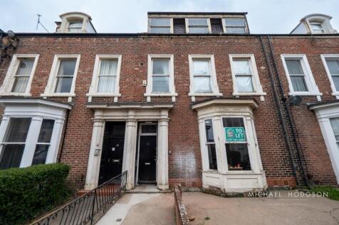 5 bedroom terraced house for sale