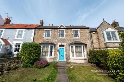4 bedroom terraced house for sale