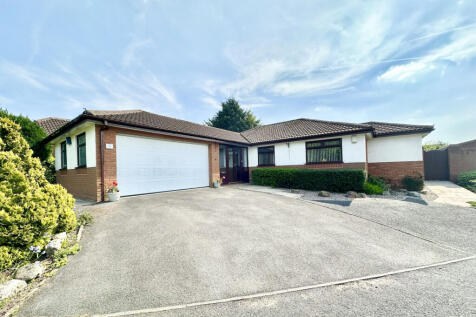 The Drive, Preston PR2 3 bed bungalow for sale