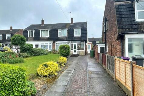 3 bedroom semi-detached house for sale