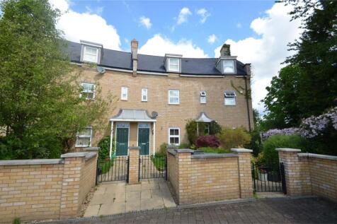 4 bedroom terraced house for sale