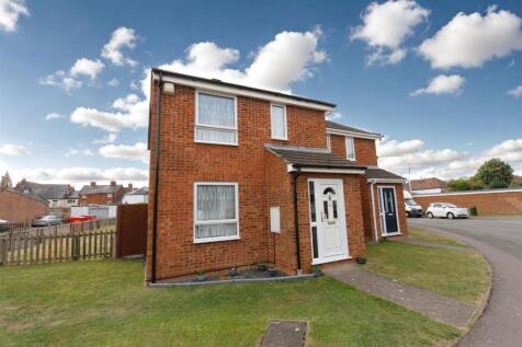 2 bedroom end of terrace house for sale