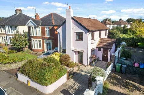 2 bedroom detached house for sale