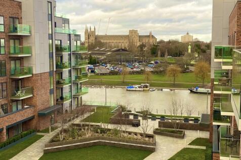 1 bedroom flat for sale