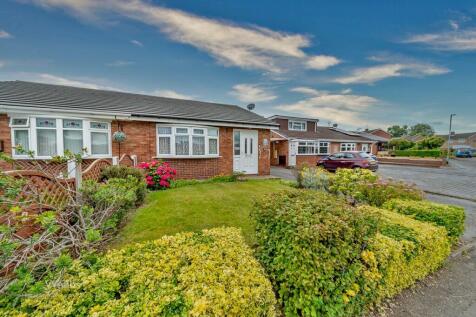 2 bedroom semi-detached bungalow for sale