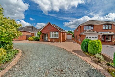 Old Penkridge Road, Shoal Hill... 3 bed detached bungalow for sale