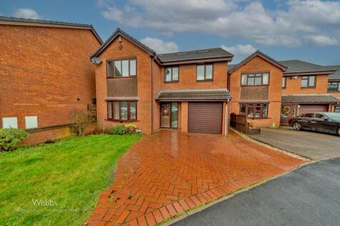 6 bedroom detached house for sale