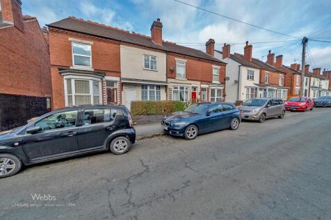 Wolverhampton Road, Cannock WS11 3 bed terraced house for sale
