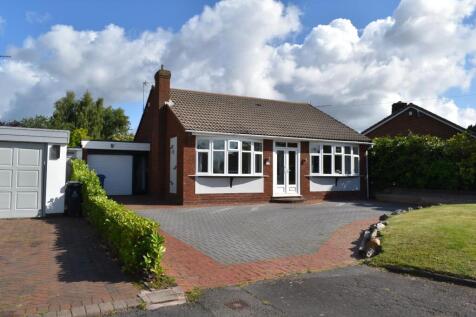 Poplar Lane, Cannock WS11 3 bed detached bungalow for sale