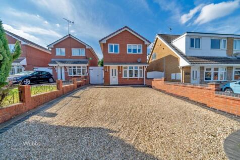 Meadow Croft, Huntington, Cannock WS12 3 bed detached house for sale