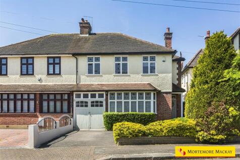 4 bedroom semi-detached house for sale
