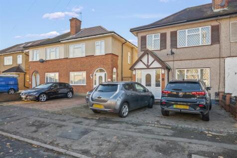 4 bedroom semi-detached house for sale