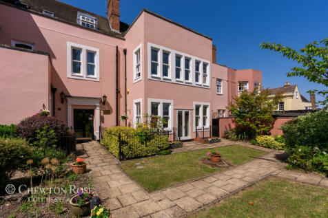 Hillsleigh Mews, Colchester 4 bed apartment for sale