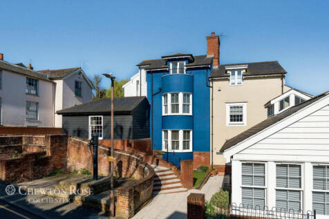 4 bedroom town house for sale