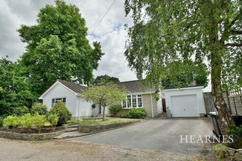 3 bedroom detached bungalow for sale