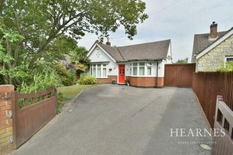 3 bedroom detached bungalow for sale