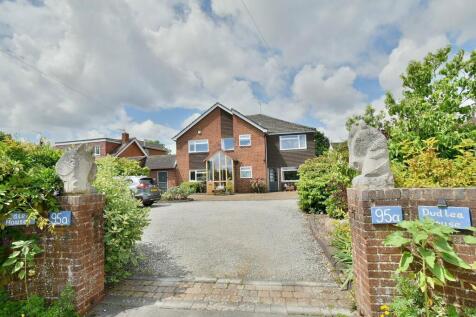 New Road, West Parley, Ferndown, BH22 5 bed detached house for sale