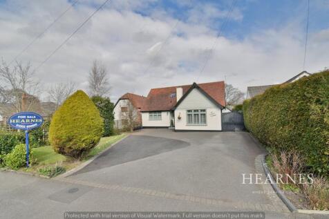 3 bedroom detached bungalow for sale