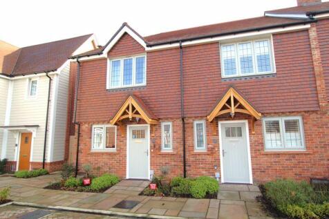 Charlie Close, Cranleigh 2 bed house for sale