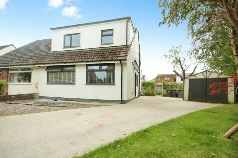 4 bedroom semi-detached house for sale