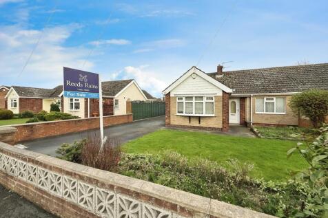 Clyfton Crescent, Lincolnshire DN40 2 bed bungalow for sale