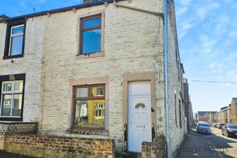 Howsin Street, Lancashire BB10 3 bed end of terrace house for sale