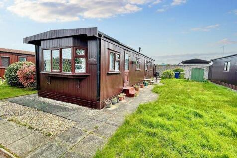 2 bedroom park home for sale