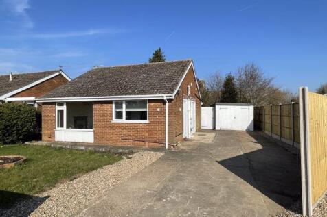2 bedroom detached bungalow for sale