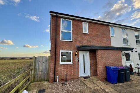2 bedroom end of terrace house for sale