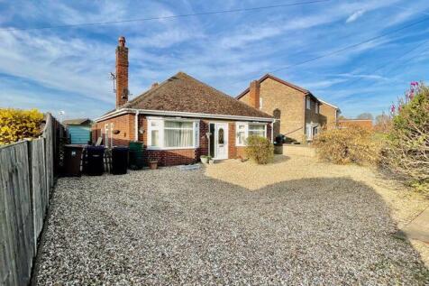 2 bedroom detached bungalow for sale