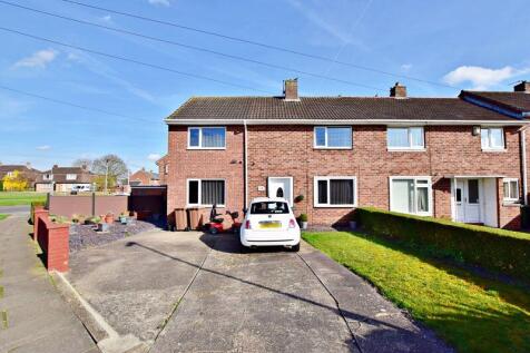 3 bedroom end of terrace house for sale