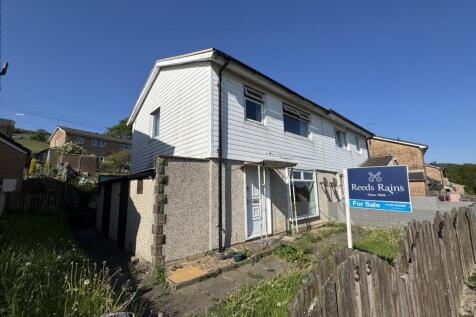 Banksfield Crescent, Hebden Bridge HX7 3 bed semi