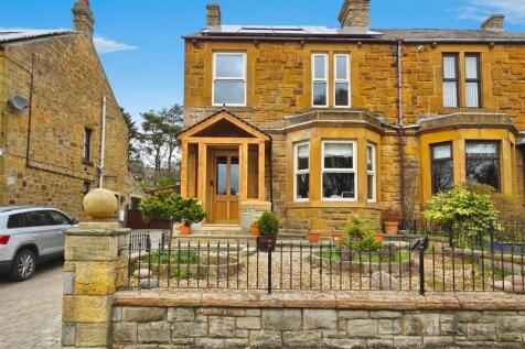 5 bedroom semi-detached house for sale