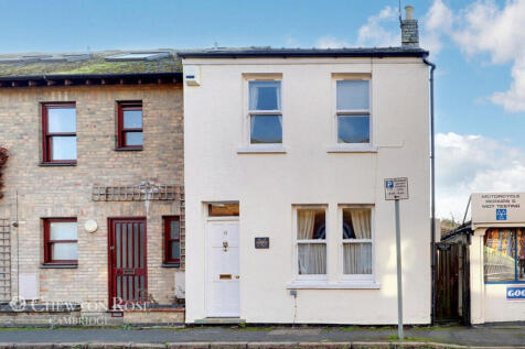 3 bedroom end of terrace house for sale