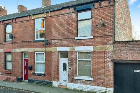 Edward Street, Greater Manchester SK16 2 bed terraced house for sale