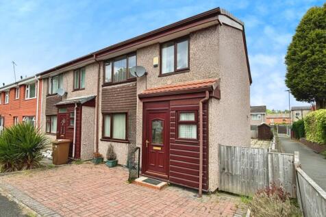 St. Johns Drive, Greater Manchester SK14 3 bed end of terrace house for sale