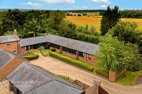 4 bedroom barn conversion for sale