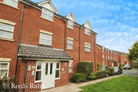 Heys Hunt Avenue, Lancashire PR25 2 bed apartment for sale