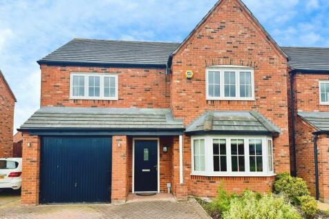 4 bedroom detached house for sale