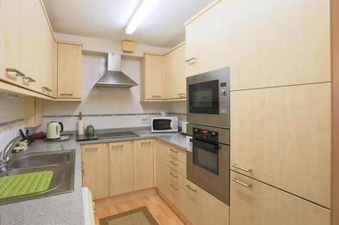 St. Marys Mews, Wigginton YO32 2 bed apartment for sale