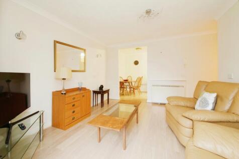 St. Marys Mews, Wigginton YO32 2 bed apartment for sale