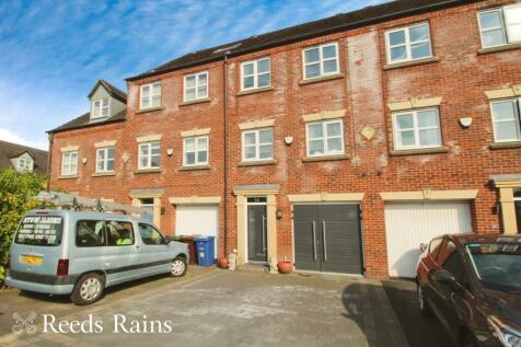 3 bedroom terraced house for sale